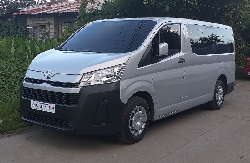Toyota Hiace Premio